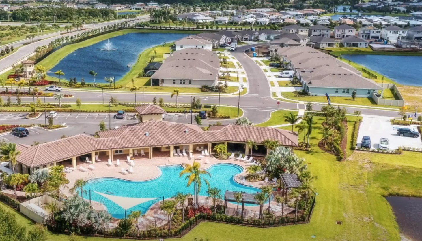 Low HOA Communities in Lakewood Ranch